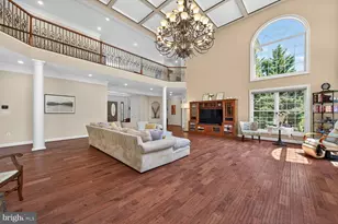 1002 Sherman Ct, Great Falls, VA 22066 - Photo 7
