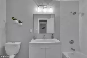 10422 Woodbury Woods Ct, Fairfax, VA 22032 - Photo 31