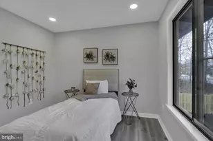 10422 Woodbury Woods Ct, Fairfax, VA 22032 - Photo 23