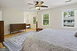 9220 Burnetta Dr, Annandale, VA 22003 - Photo 33