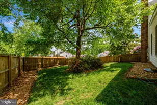 9220 Burnetta Dr, Annandale, VA 22003 - Photo 23