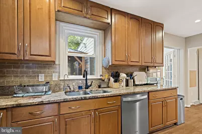 9220 Burnetta Drive, Annandale, VA 22003 - Photo 19