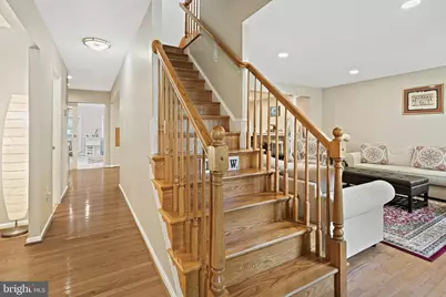 9220 Burnetta Drive, Annandale, VA 22003 - Photo 5