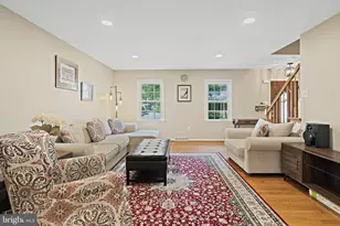 9220 Burnetta Dr, Annandale, VA 22003 - Photo 9