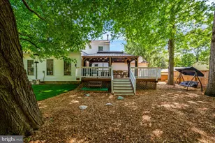 9220 Burnetta Dr, Annandale, VA 22003 - Photo 25
