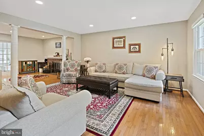 9220 Burnetta Drive, Annandale, VA 22003 - Photo 7