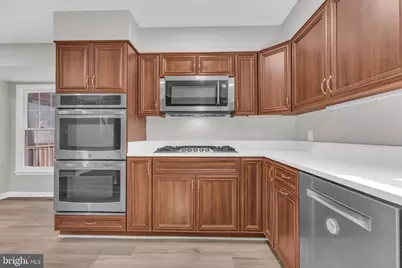 5559 Sequoia Farms Drive, Centreville, VA 20120 - Photo 15