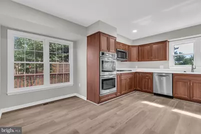 5559 Sequoia Farms Drive, Centreville, VA 20120 - Photo 17