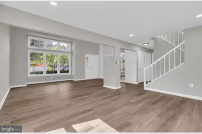 5559 Sequoia Farms Drive, Centreville, VA 20120 - Photo 9