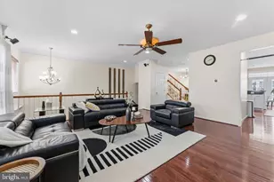 13976 Tanners House Way, Centreville, VA 20121 - Photo 5