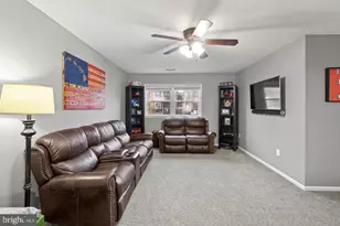 9979 Whitewater Dr, Burke, VA 22015 - Photo 29