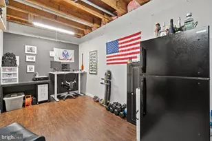 9979 Whitewater Dr, Burke, VA 22015 - Photo 33