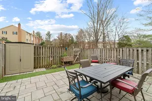 9979 Whitewater Dr, Burke, VA 22015 - Photo 15