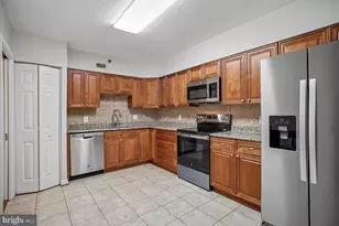 5501 Seminary Rd, Falls Church, VA 22041 - Photo 3
