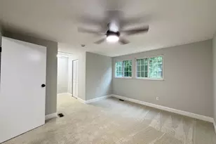 8116 Parkdale Ct, Springfield, VA 22153 - Photo 7