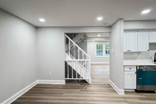 8116 Parkdale Ct, Springfield, VA 22153 - Photo 3