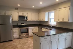 7334 Mallory Ln, Kingstowne, VA 22315 - Photo 11