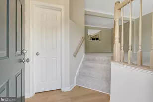 14507 Sully Lake Ct, Centreville, VA 20120 - Photo 3