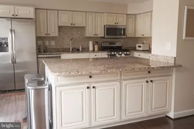 6316 John Charles Lndg, Centreville, VA 20121 - Photo 3
