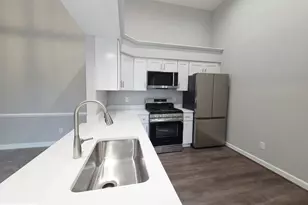8303 Bluebird Way, Lorton, VA 22079 - Photo 3