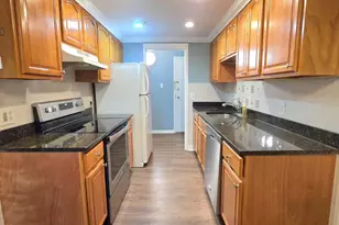 11641 Stoneview, Reston, VA 20191 - Photo 3