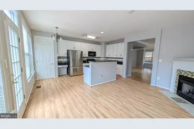 13996 Khalid Lane, Chantilly, VA 20151 - Photo 3