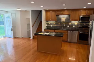 7606 Fallswood Way, Lorton, VA 22079 - Photo 23