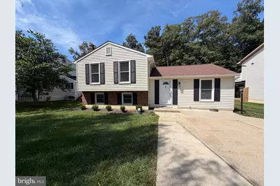7606 Fallswood Way, Lorton, VA 22079 - Photo 1