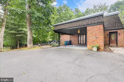 11202 Wedge Drive, Reston, VA 20190 - Photo 7