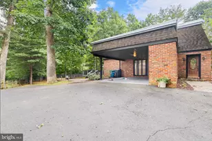 11202 Wedge Dr, Reston, VA 20190 - Photo 7