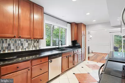 11202 Wedge Drive, Reston, VA 20190 - Photo 19