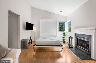11743 Summerchase Cir, Reston, VA 20194 - Photo 5