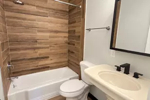 7818 Glenister Dr, Springfield, VA 22152 - Photo 15