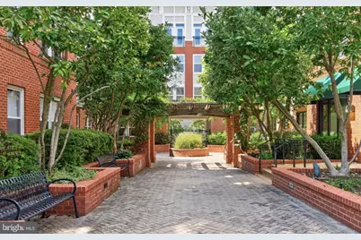 2655 Prosperity Avenue #319, Fairfax, VA 22031 - Photo 15