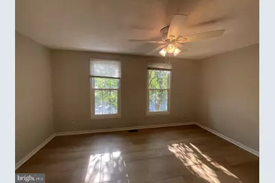 11906 Fieldthorn Court, Reston, VA 20194 - Photo 11