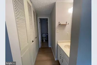 11906 Fieldthorn Court, Reston, VA 20194 - Photo 7