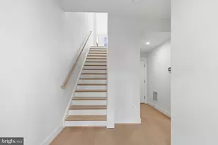 2389 Liberty Loop, Herndon, VA 20171 - Photo 9
