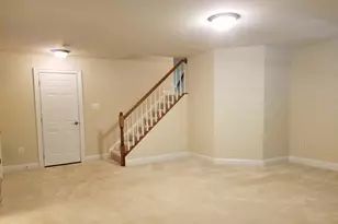 5985 Meadow Brook Dr, Burke, VA 22015 - Photo 7