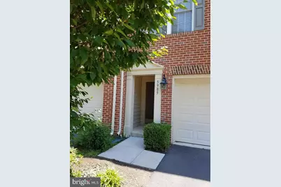5985 Meadow Brook Drive, Burke, VA 22015 - Photo 3