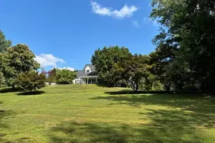 10024 Colvin Run Rd, Great Falls, VA 22066 - Photo 3