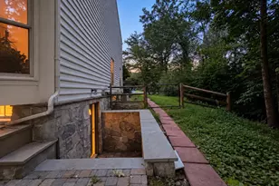 6762 Bronze Post Rd, Centreville, VA 20121 - Photo 19