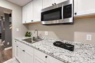 6762 Bronze Post Rd, Centreville, VA 20121 - Photo 17