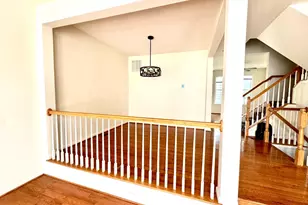 3381 Beechcliff Dr, Alexandria, VA 22306 - Photo 7