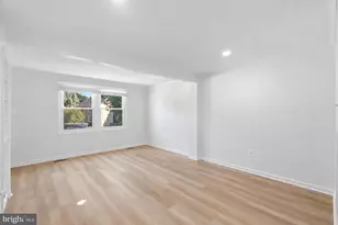 14142 Honey Hill Ct, Centreville, VA 20121 - Photo 3