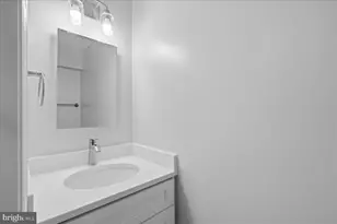 14142 Honey Hill Ct, Centreville, VA 20121 - Photo 7