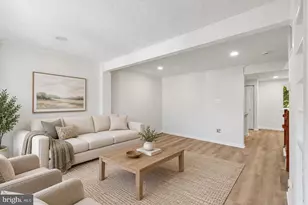 14142 Honey Hill Ct, Centreville, VA 20121 - Photo 5