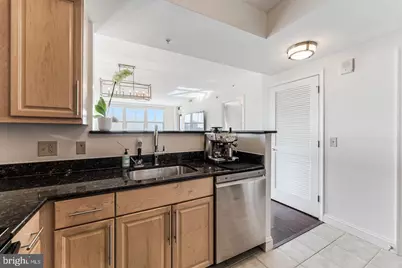 11760 Sunrise Valley Drive #813, Reston, VA 20191 - Photo 17