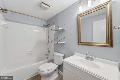 11200 Beaver Trail Court, Reston, VA 20191 - Photo 9
