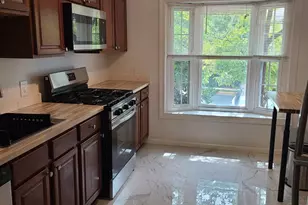 5569 Kendrick Ln, Burke, VA 22015 - Photo 5