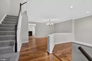 3957 Rosebay Ct, Fairfax, VA 22033 - Photo 7